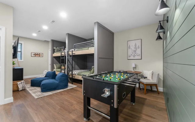 Lake Shore Landing For 20!