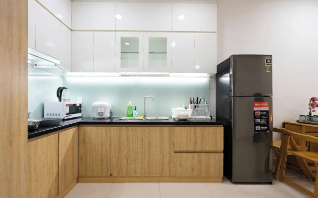 Golden Mansion - Transit Apt Free POOL & GYM