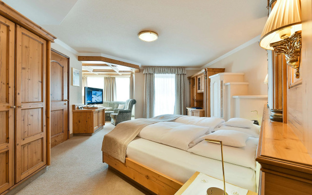 Hotel Trofana Royal