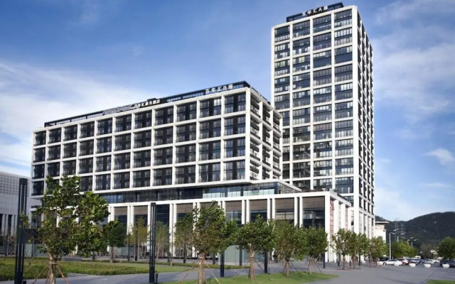 Howard Johnson By Wyndham Parkland Hotel Dalian