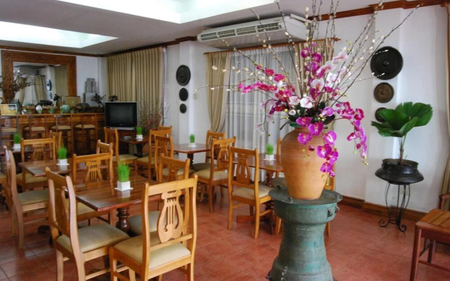 Vayakorn House
