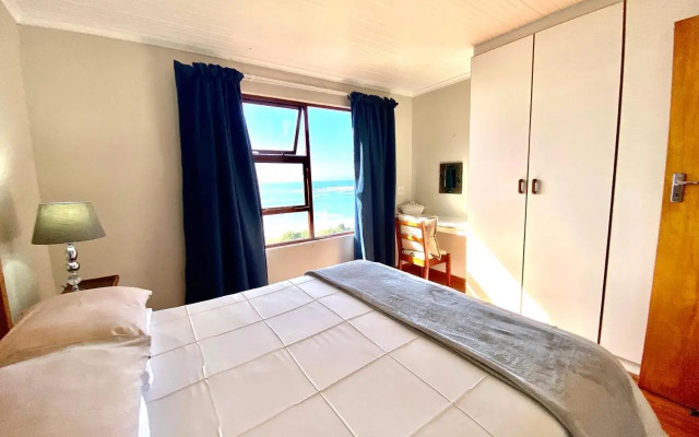 Hummingbird Chalet 23 Houtboschbaai