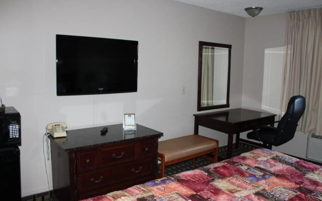 Select Inn Maple Grove