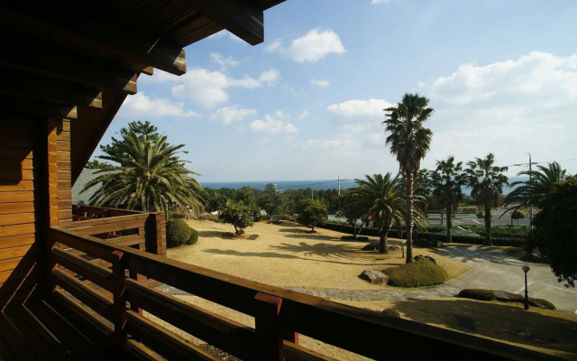 Sunny Day Jeju Pension