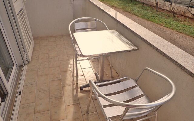 Apartments Sidro By The Sea