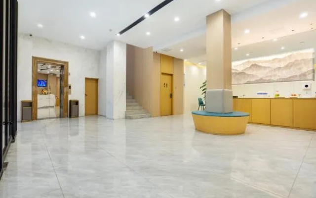 Great Wall Smart Hotel (Zhengda Yi Affiliated Hospital Railway Station)