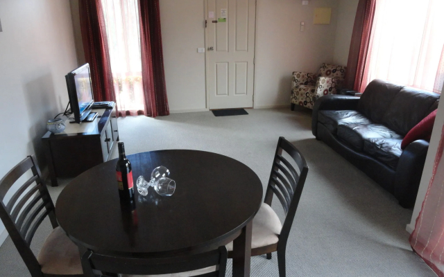 Victoria Lodge Motor Inn And Apartments