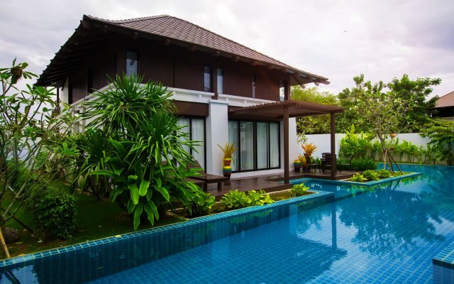 The Oriental Beach Pool Villa and Village