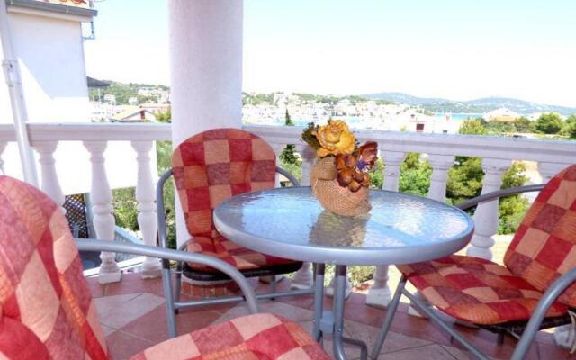 Dragan  - close to the sea & center - A5(3+1)