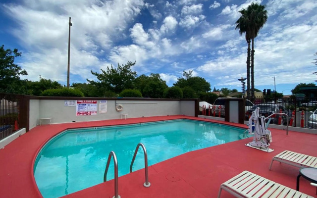 University Inn Chico
