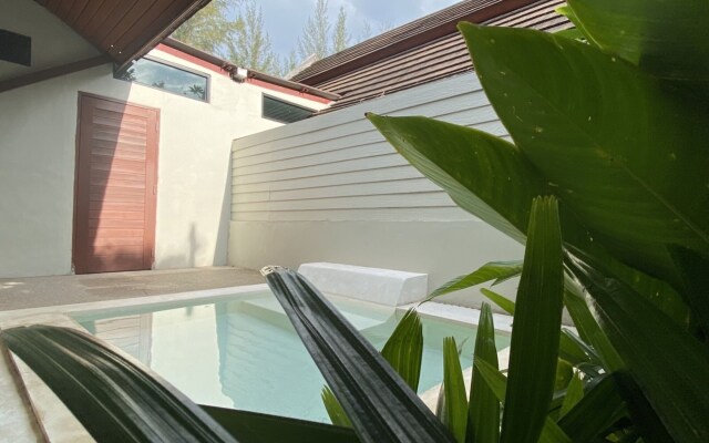 L'esprit de Naiyang Beach Resort