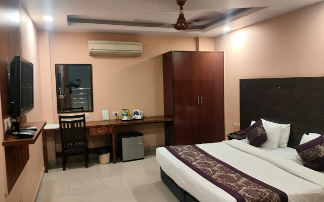 Hotel Kyron – Guest Rooms – Delhi