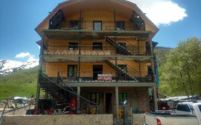 Ushguli Guest House Shoanelni