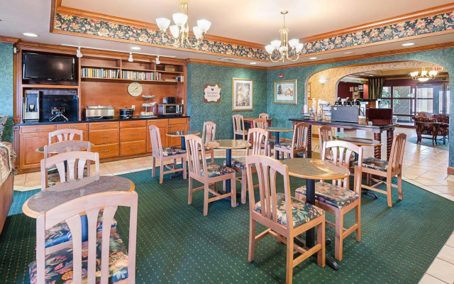 MainStay Suites Roanoke Airport