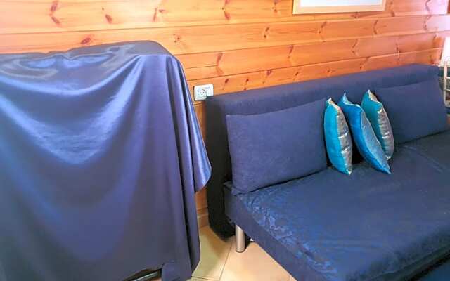 Zimmer Belev HaKikar- Dead sea
