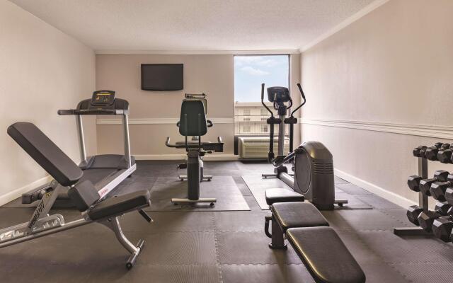 Country Inn & Suites by Radisson, North Little Rock, AR