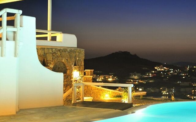 Medluxe Villas Ornos