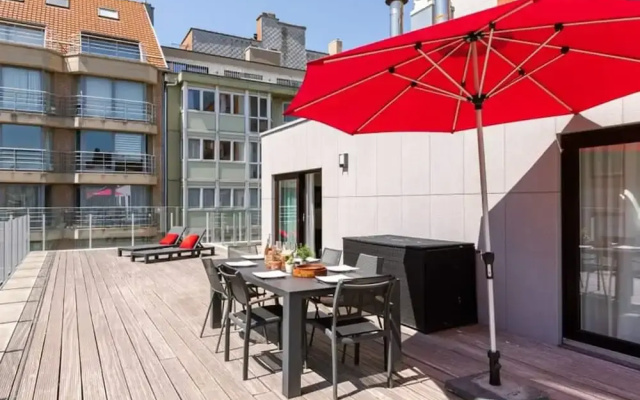 Sunny Apartment in Knokke-heist With big Terrace