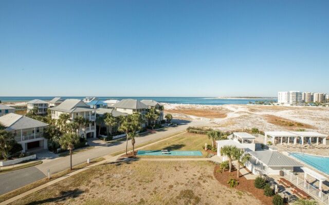 Magnolia House 501 2 Bedroom Condo by RedAwning