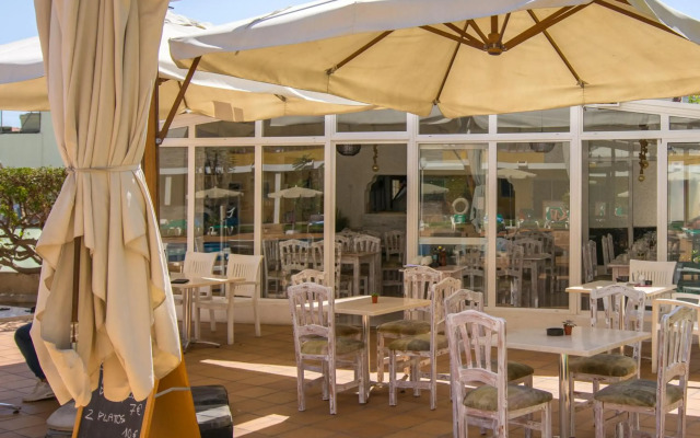 Apartamentos Los Tilos
