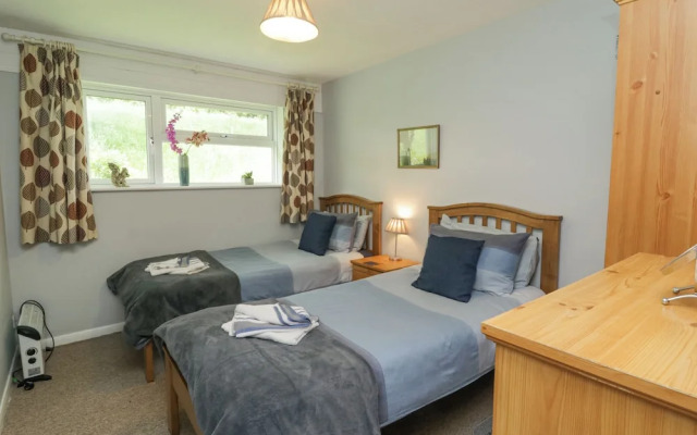 9 Manorcombe Bungalows