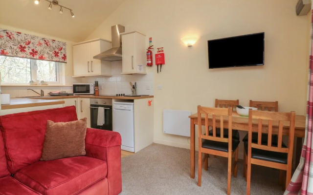 Chalet Log Cabin L7