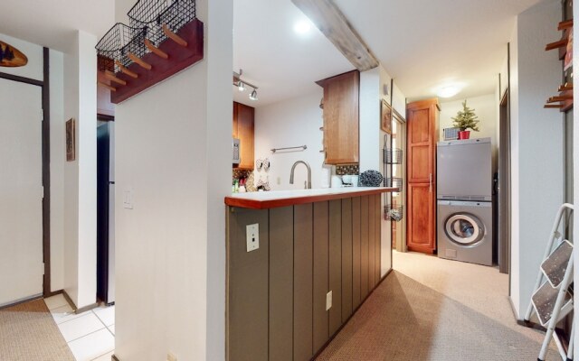 Escape to The Summit - Pool & HT Next Door