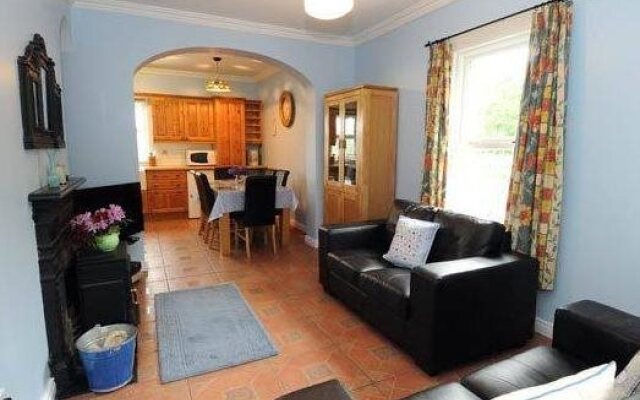 Brookhall Cottages