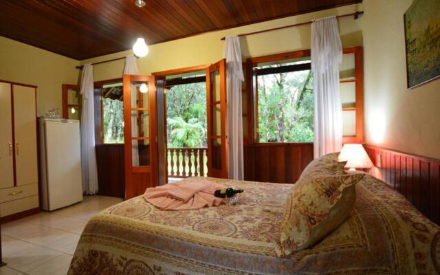 Chalés Caminho das Pedras