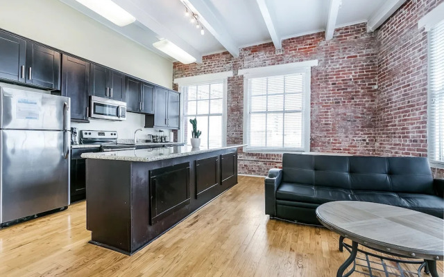 Cozy Condos near French Quarter