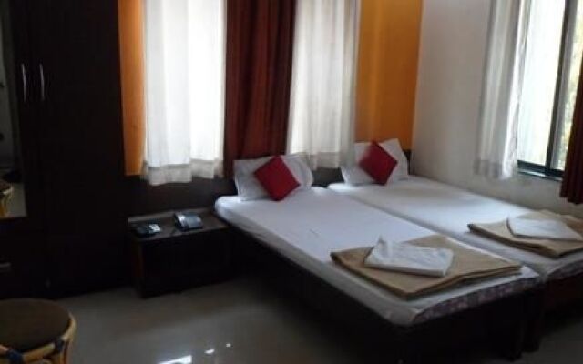 Pacific Suites Hotel