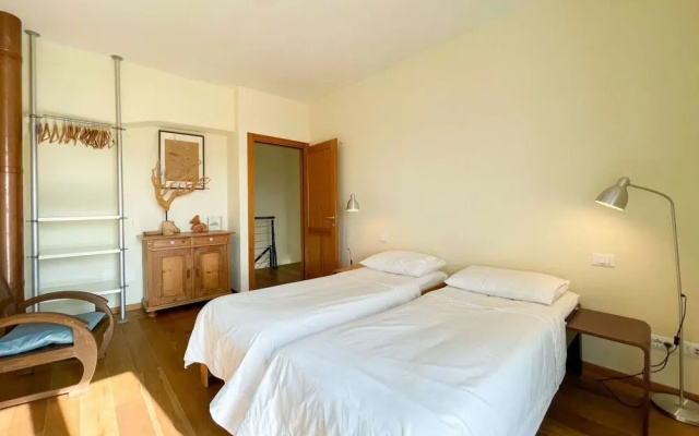 Belvilla by Oyo Amazing Apartment With Garden