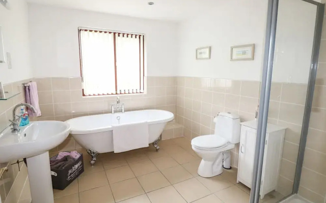 Woodgreen Cottage