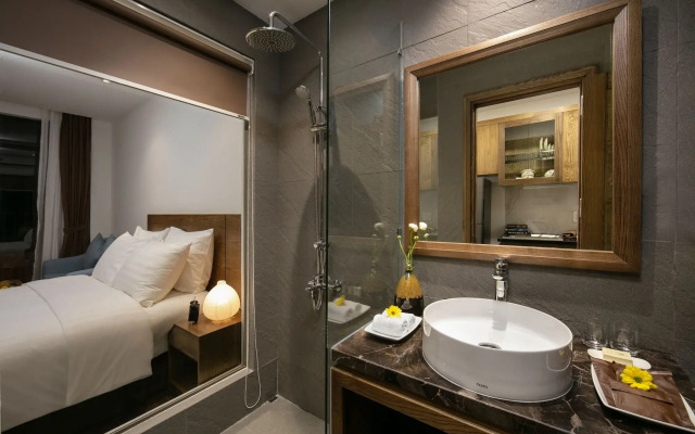 The Bloom Pham Viet Chanh - Modern Living Space in Saigon - A Top Choice for Western Travelers