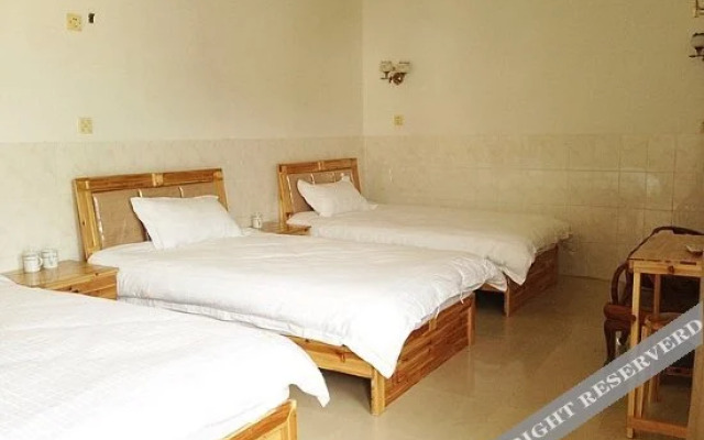 Tulou Yunshuiyao Jianjia Inn