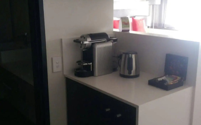 Calamvale Suites and Conference Centre