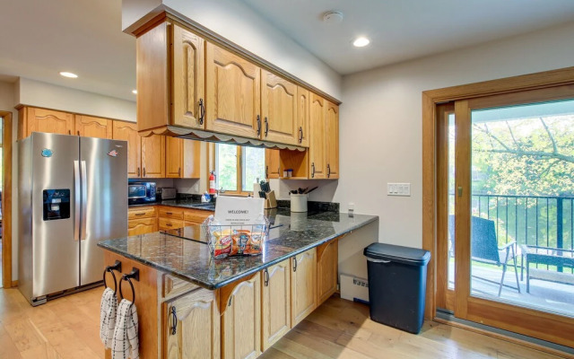 Charming Clintonville Retreat - Relax & Kayak!