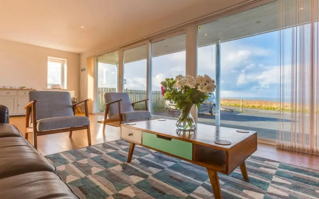 Poldare in Widemouth Bay