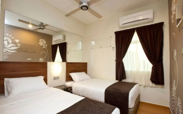 Tune Hotel - Danga Bay, Johor