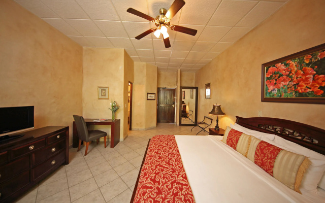 Valle Escondido Resort