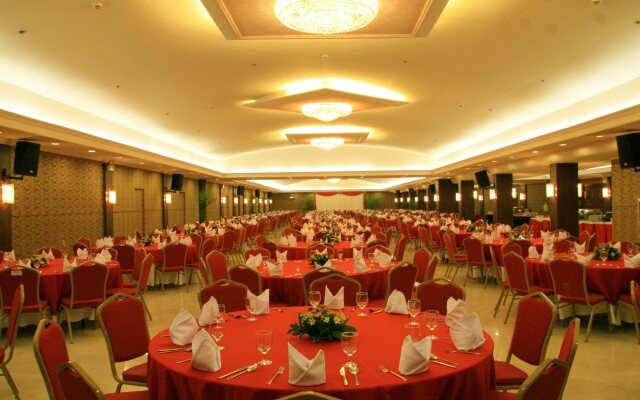 Grand Regal Hotel Davao