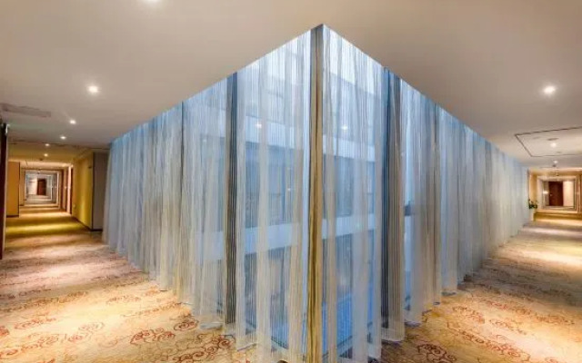 P & E Hotel (Wuxi New District Xinzhicheng)