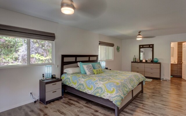 Hale O'hia Lehua 3 Bedroom Home by RedAwning