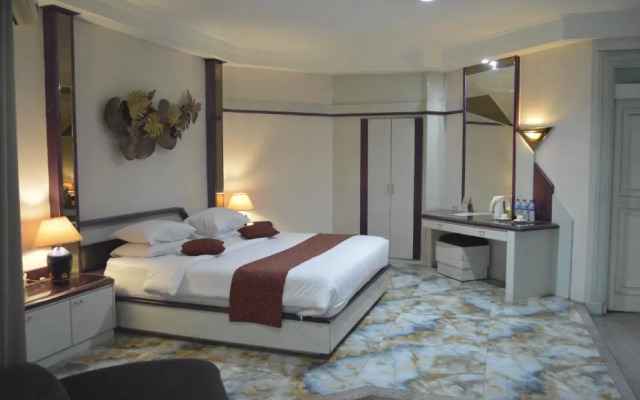 Hotel New Puri Garden Airport Semarang