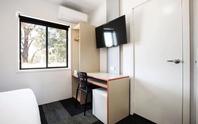 Villawood Hotel