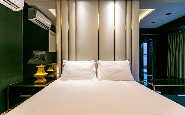 Apto duplex lindo e moderno com jacuzzi JRR410