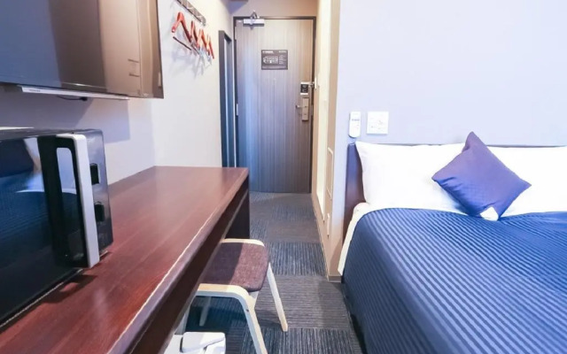 HOTEL LiVEMAX Yokohamaeki-Nishiguchi
