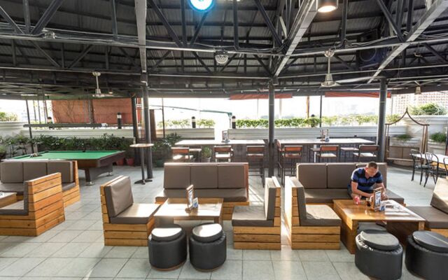 Urban Travellers Hotel