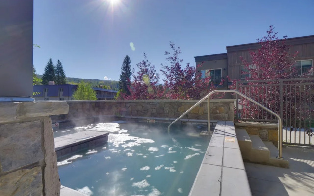 Stunning Winter Park Condo Near Slopes!