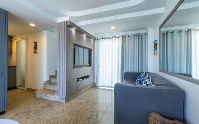 Triplex Pé na Areia - Bombinhas